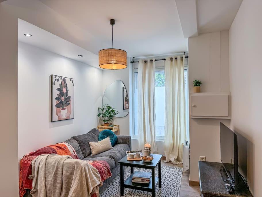 Elegance Au Coeur De Tarbes Apartman Kültér fotó